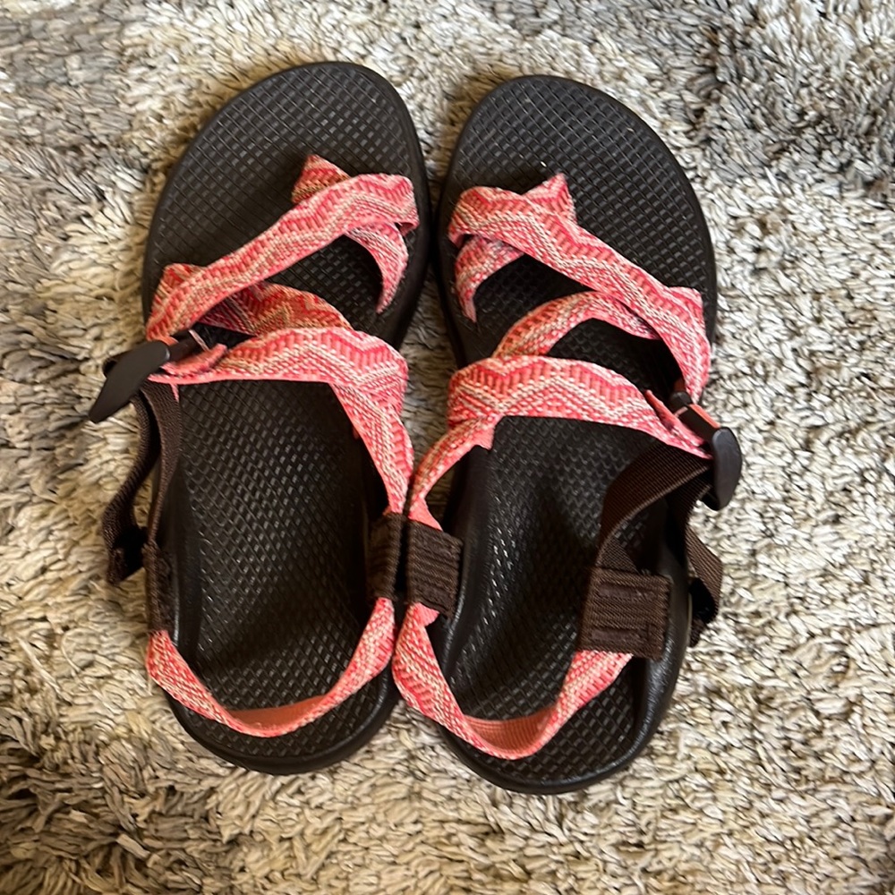 Chacos size 7 ❤️